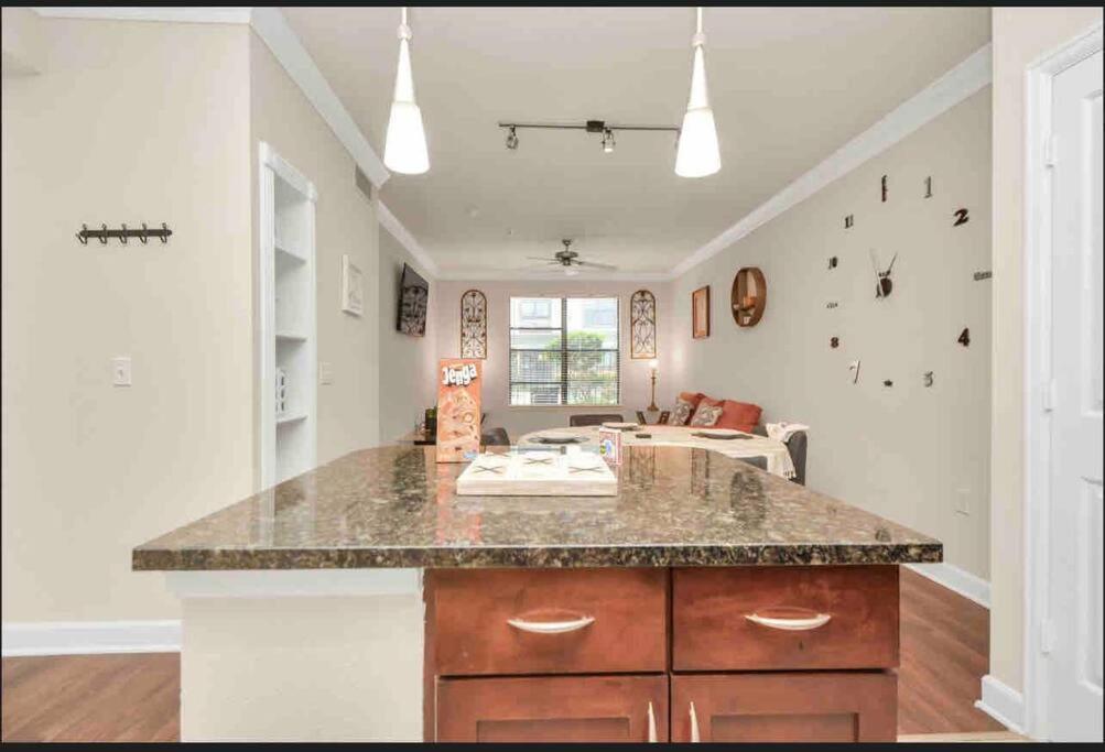 Luxury 1Bedroom/Pool View/ Galleria W/Study Desk Houston Ngoại thất bức ảnh